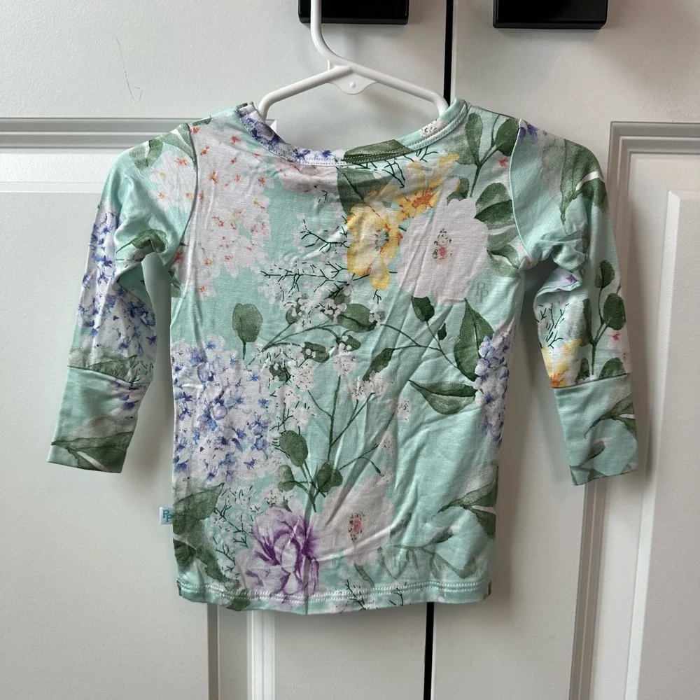 Posh Peanut Erin Floral Light Green Pajama Top NWT (Size 6-12 Months)